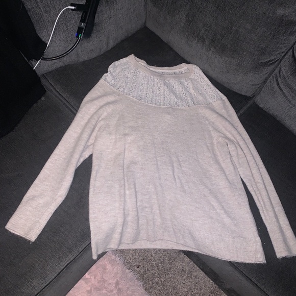 Express cream color sweater - Picture 1 of 3